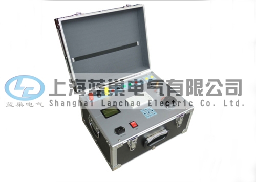 LCJB10A單相繼電保護測試儀是我公司在原有基礎上開發的高智能化、多功能繼電保護校驗儀器。單相繼電保護測試儀采用微電腦技術，由單片機、邏輯控制單元、交直流電流電壓輸出單元、高精度數據采集單元、LCD液晶顯示器、實時時鐘、打印機等組成，測量精度高，重復性好。LCJB10A型單相繼電保護測試儀還具有外形美觀，性能可靠，操作簡便，功能齊全等優點，是校驗繼電保護裝置理想的檢測儀器。